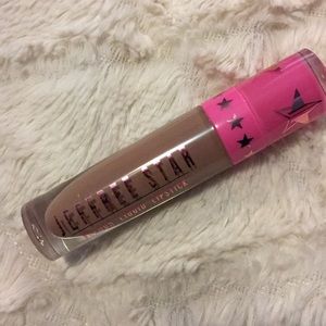 Jeffree Star velour liquid lipstick